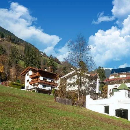Mayrhofen Near Horbergbahn, Cleaning Included * Hippach